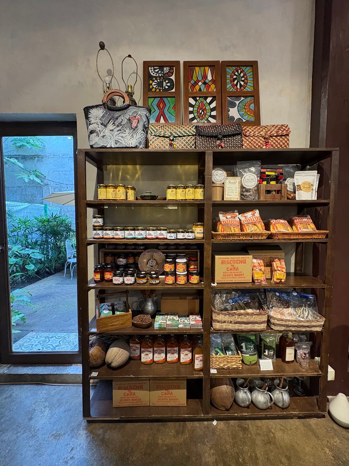 Adorno Galeria y Cafe