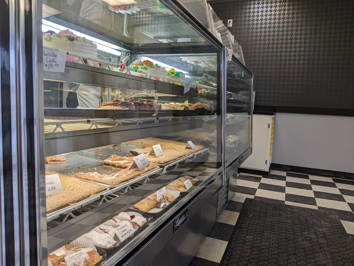 Albie D's Italian Bakery