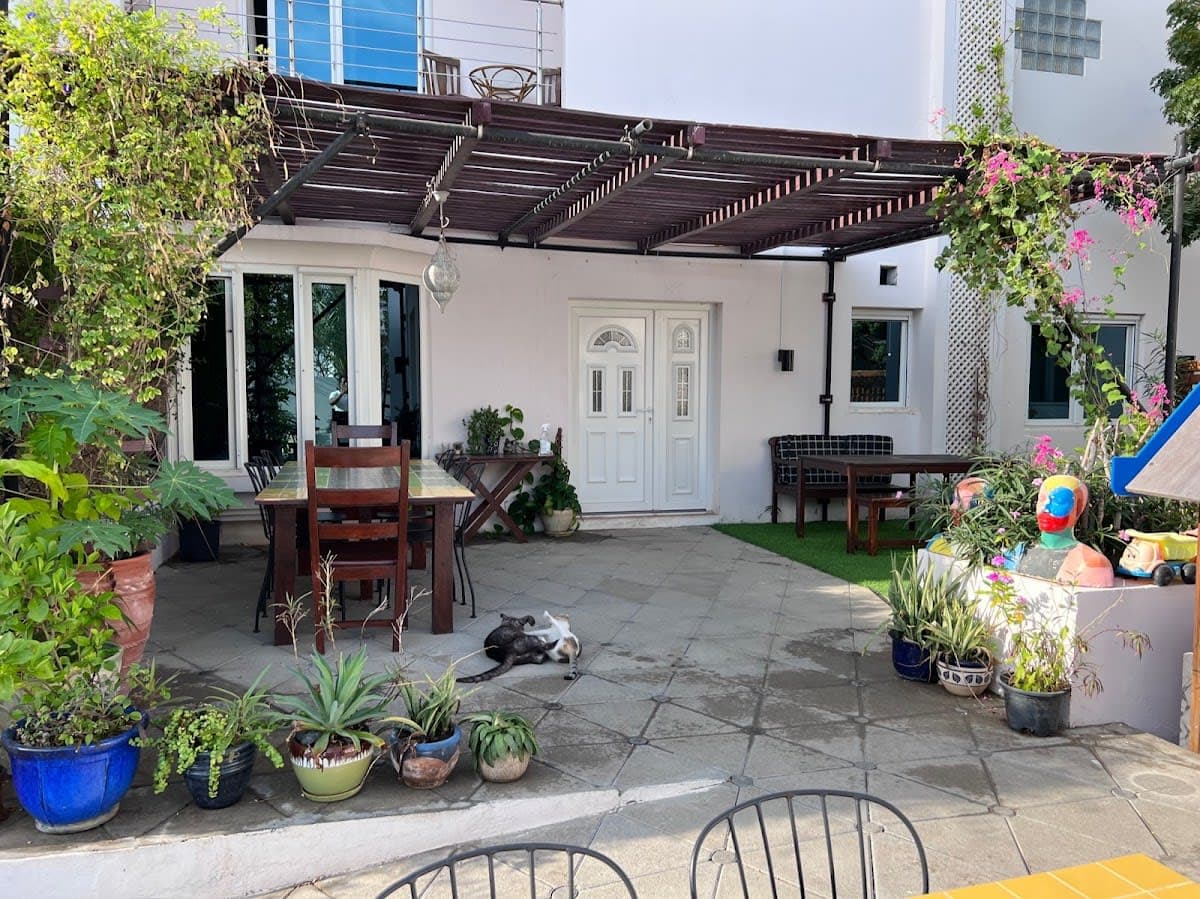 Behlys Boutique (Guest House)