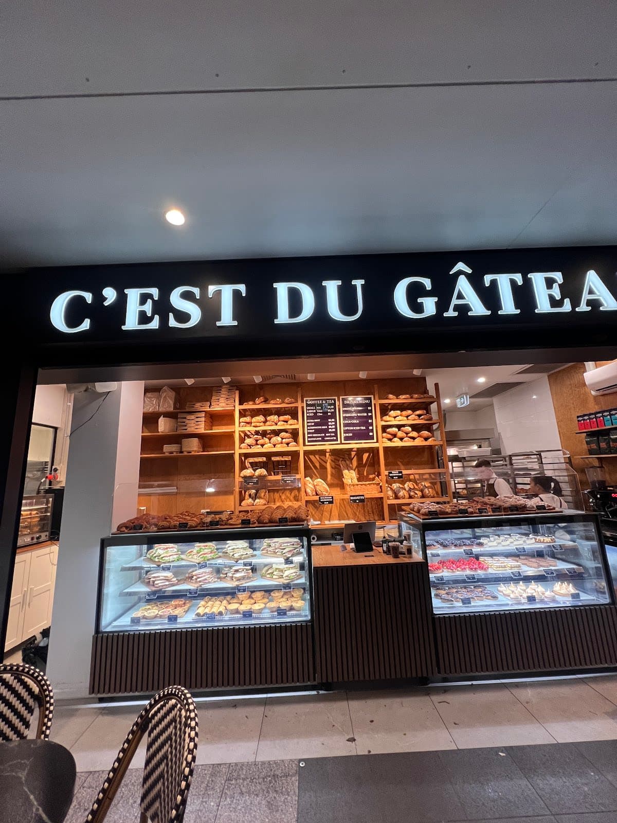 C'est Du Gateau Bakery