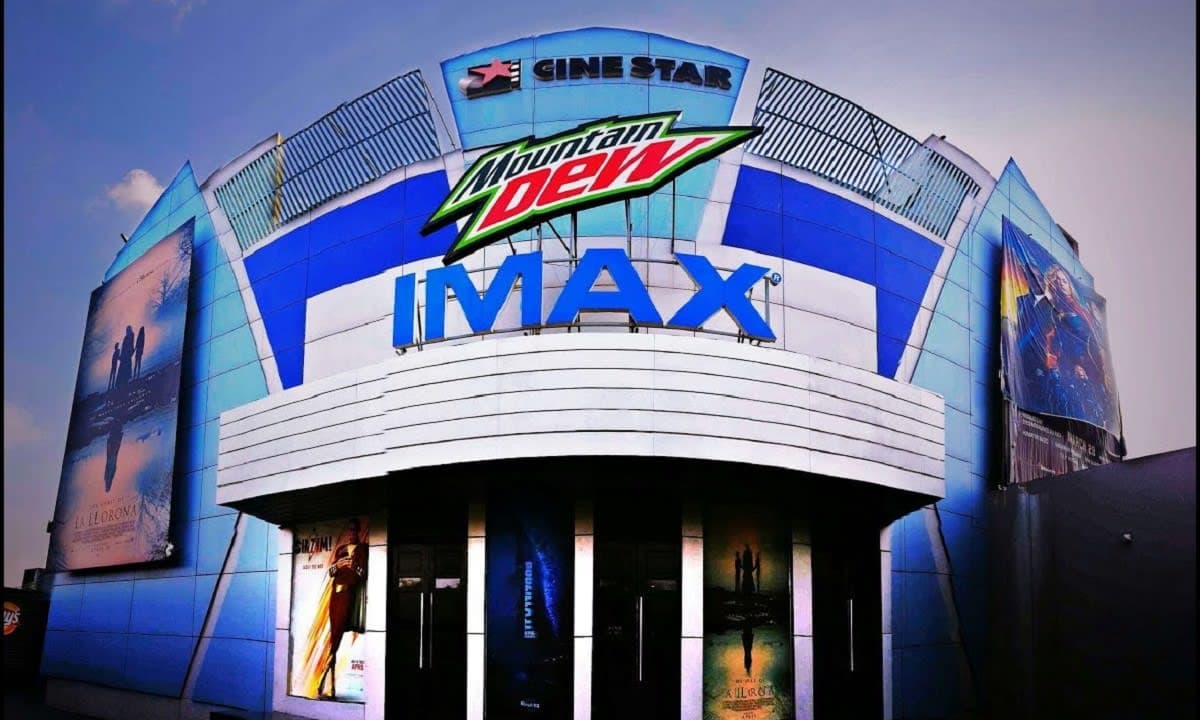 2D Movie Screening