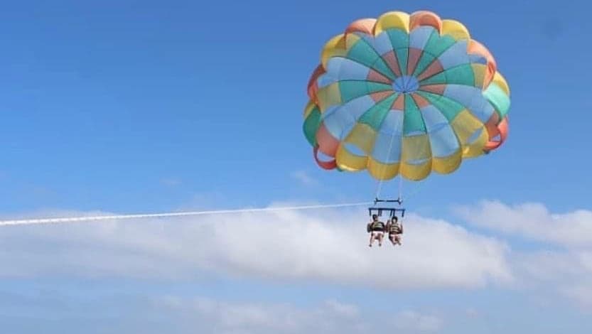 Parasailing Flight