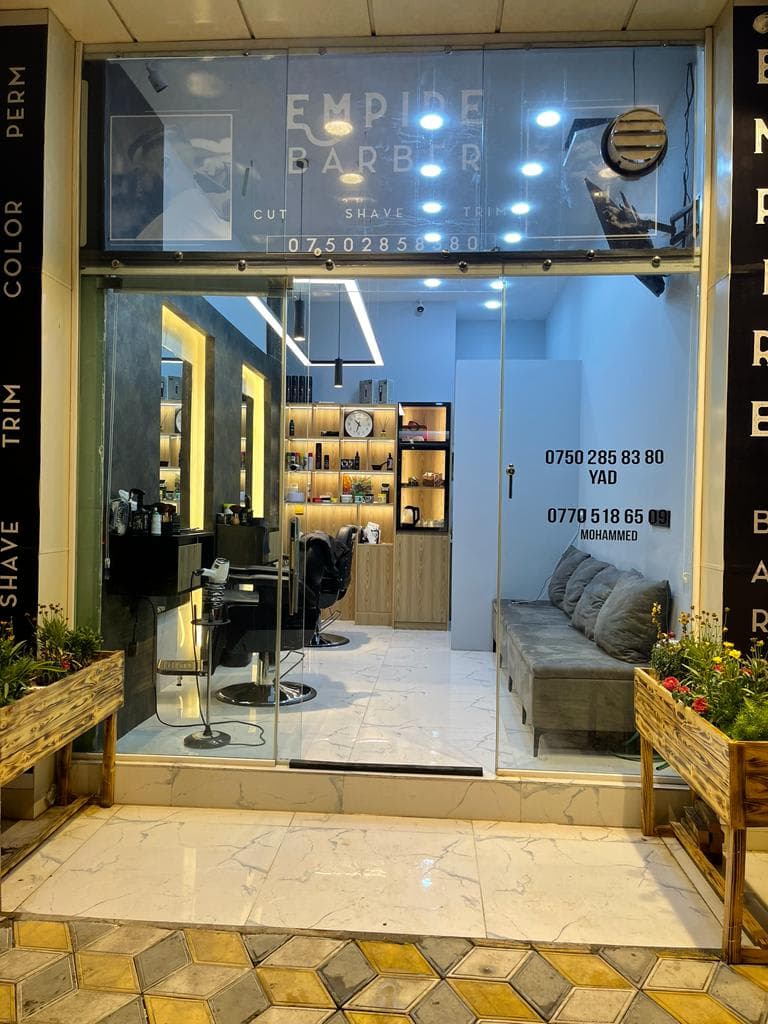 EMPIRE BARBER