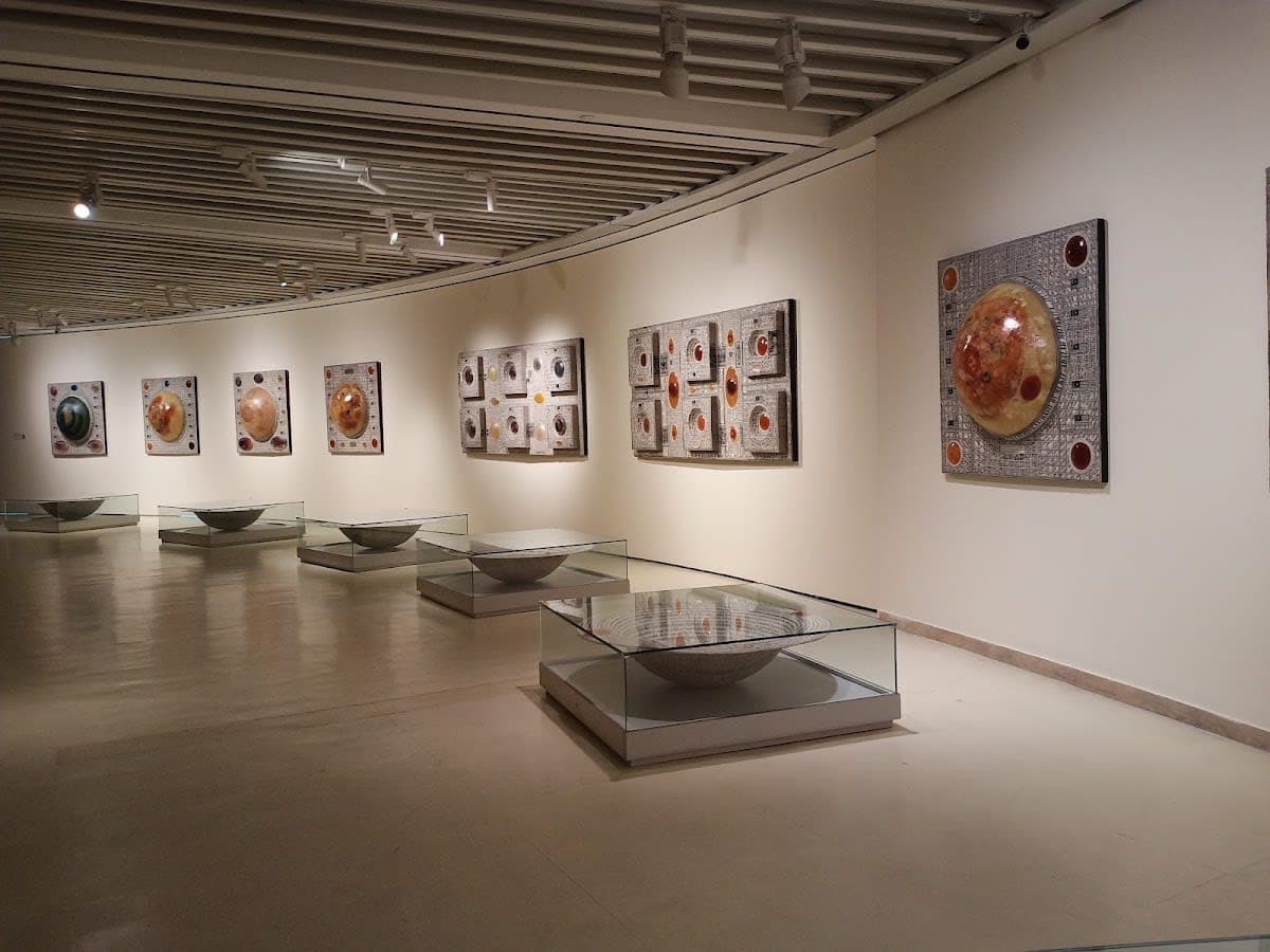 Gallery Tour