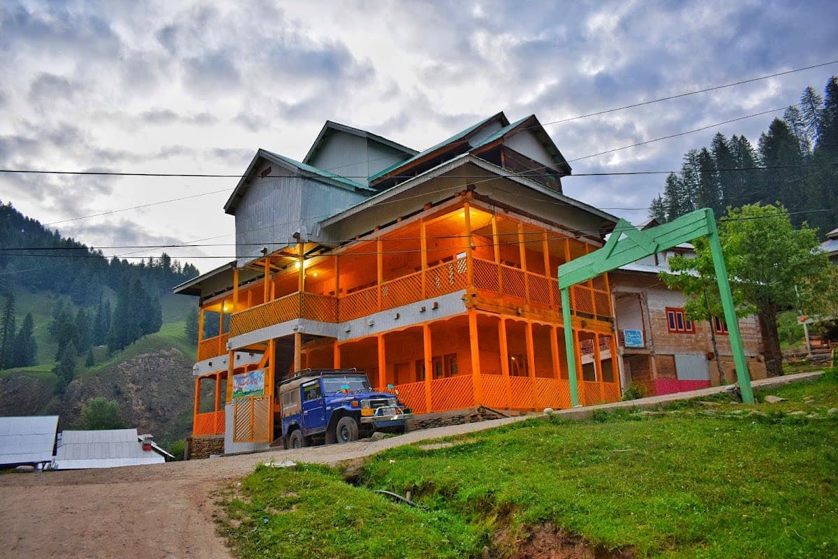 Family Room / 1 Bedroom House