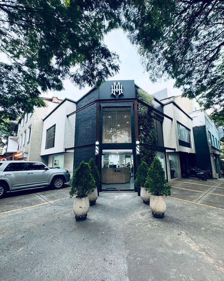 Harmony Clud Barbershop