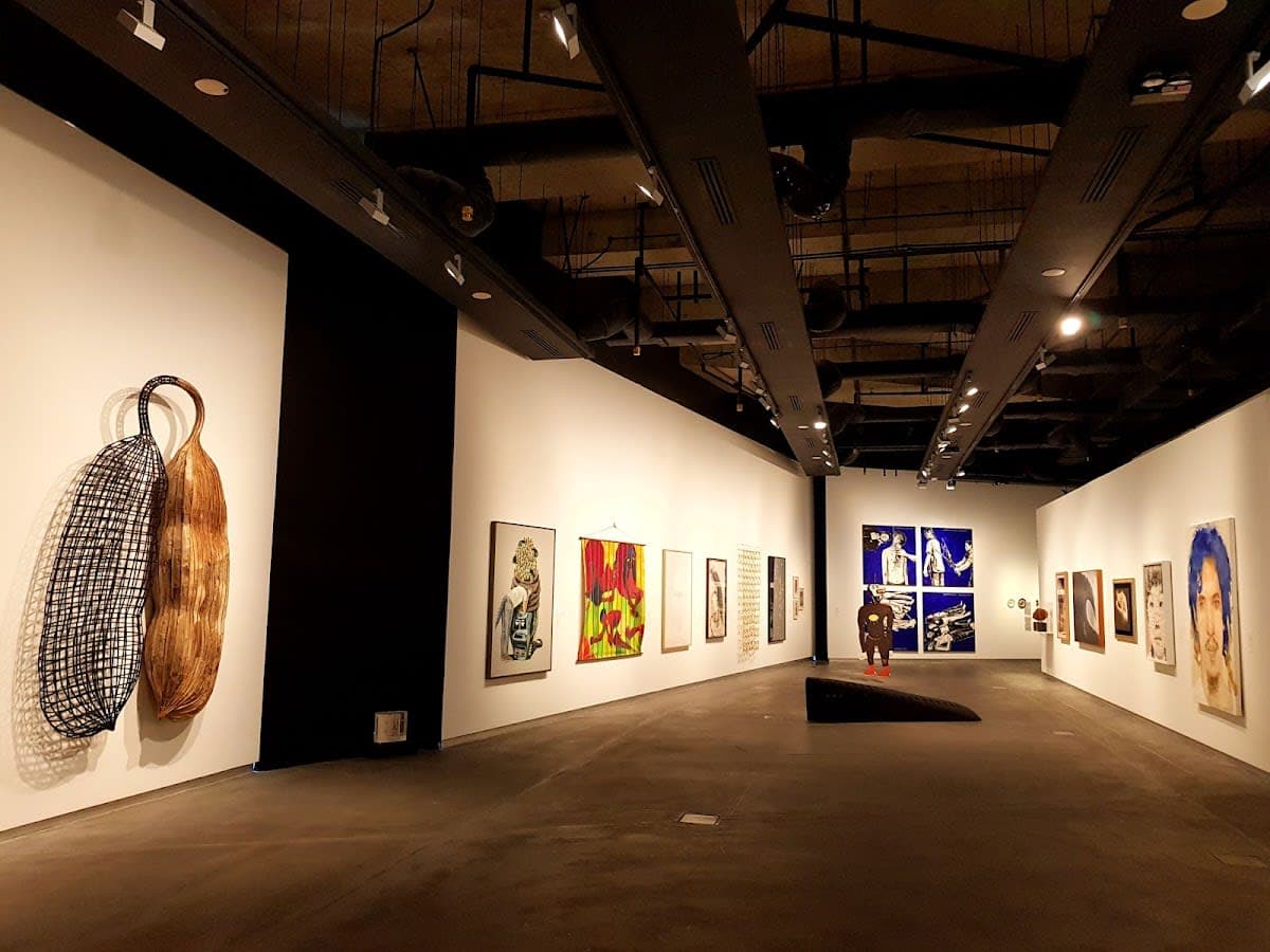 Ilham Gallery