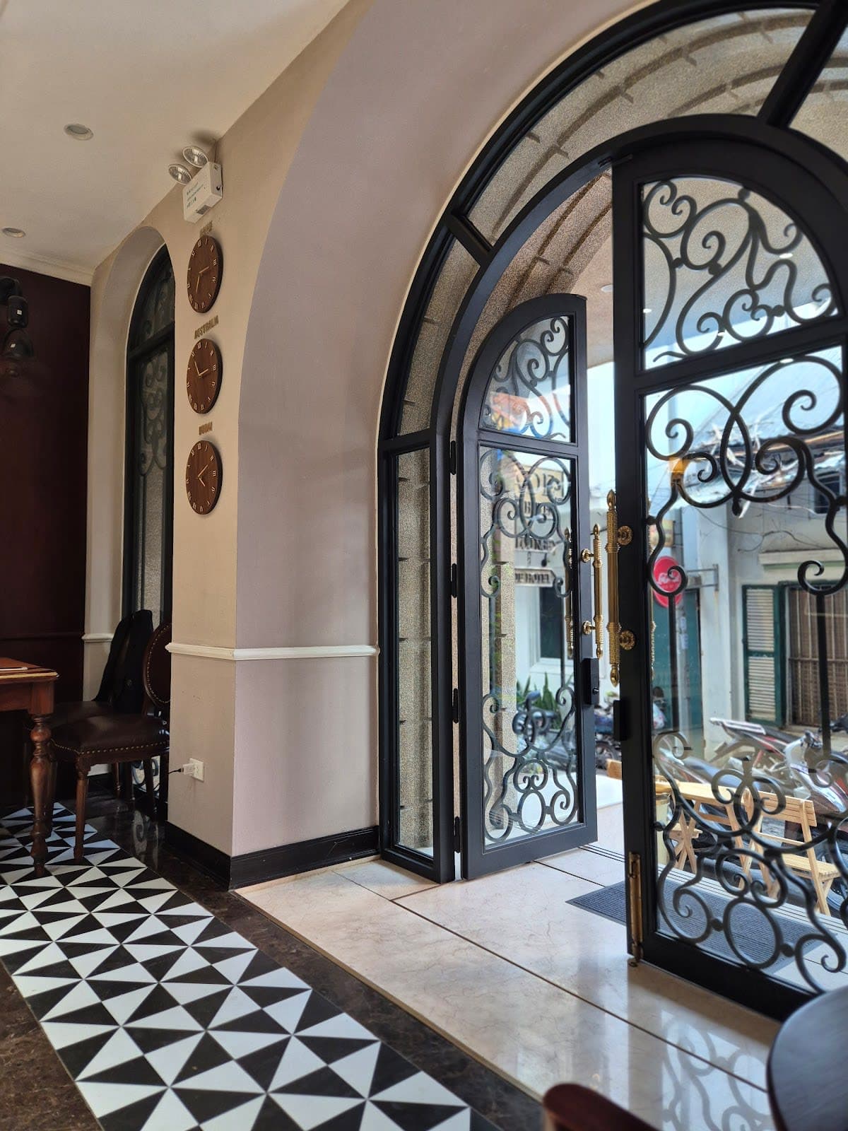 JADE BOUTIQUE HOTEL