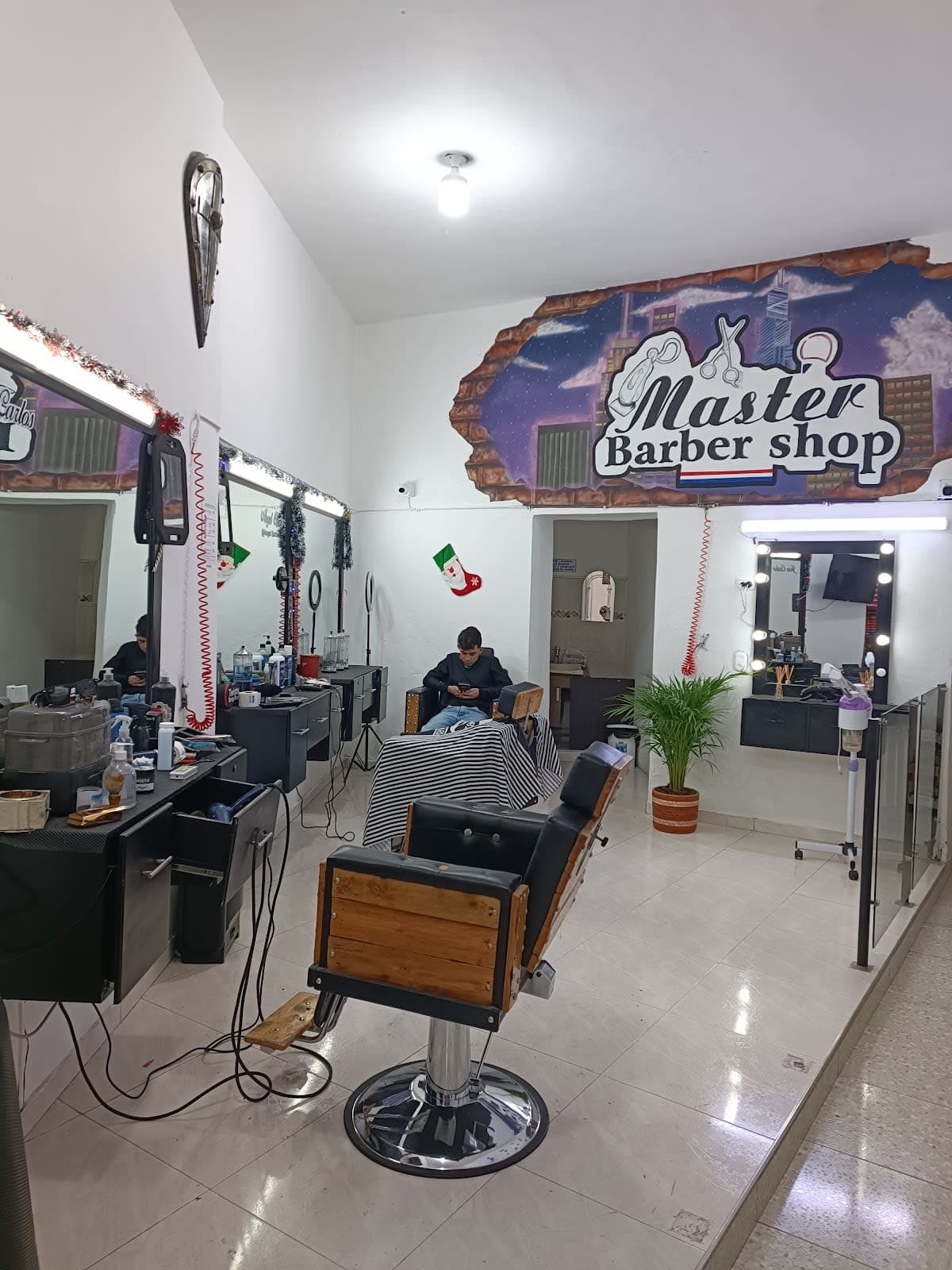 Jean Master barber