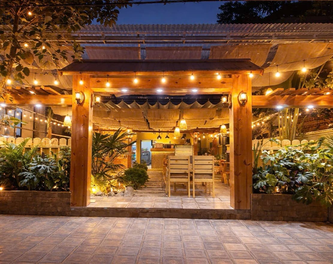 La Miette Bakery & Bistro