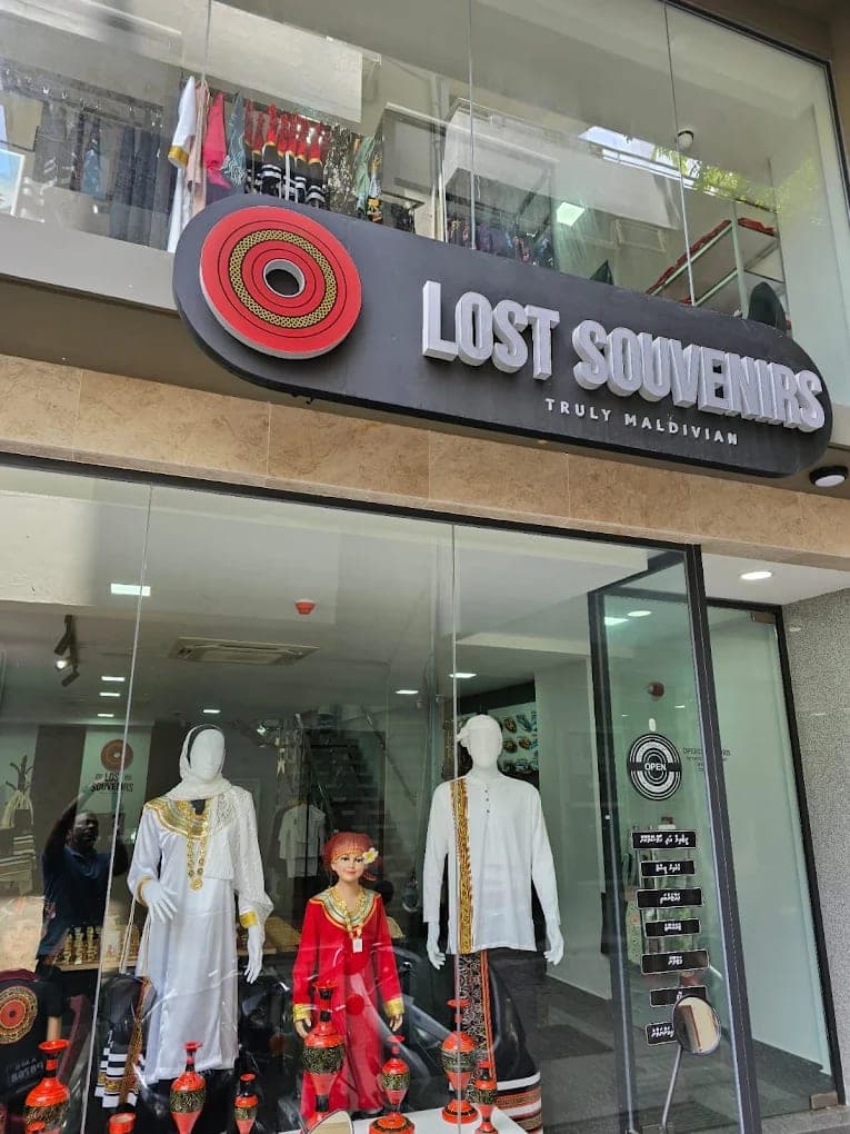 Lost Souvenirs