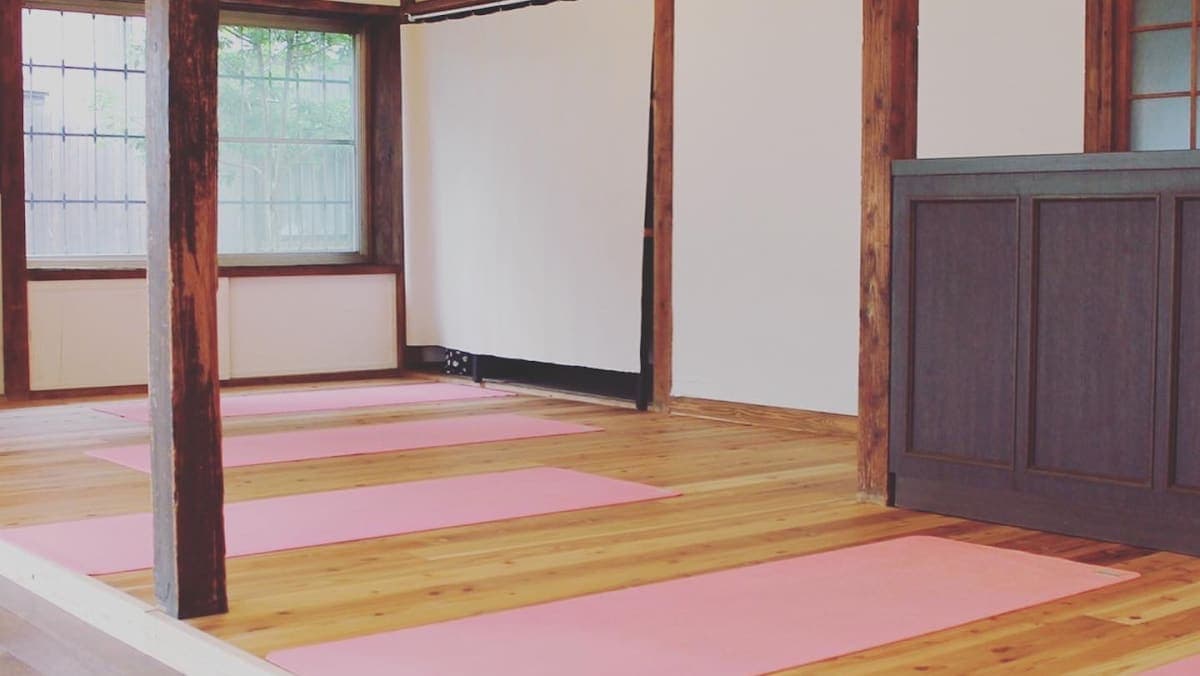 ここ。yoga（対面レッスン）