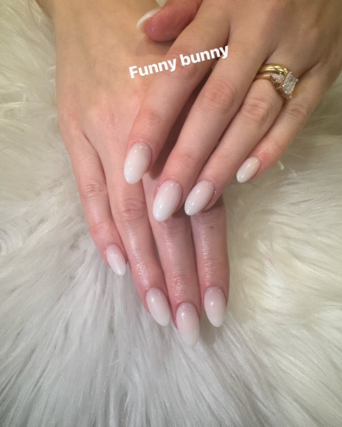 OVAL NAILS 86