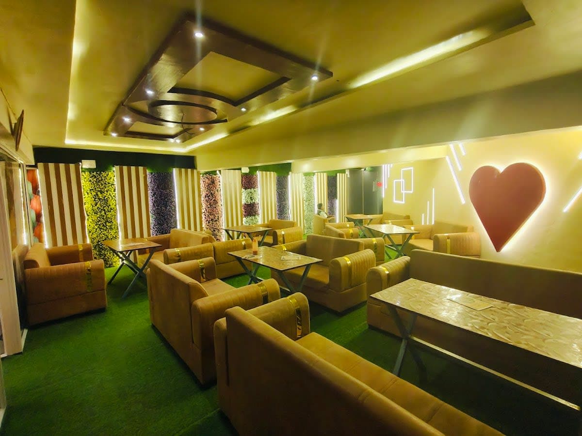 paradise cafe
