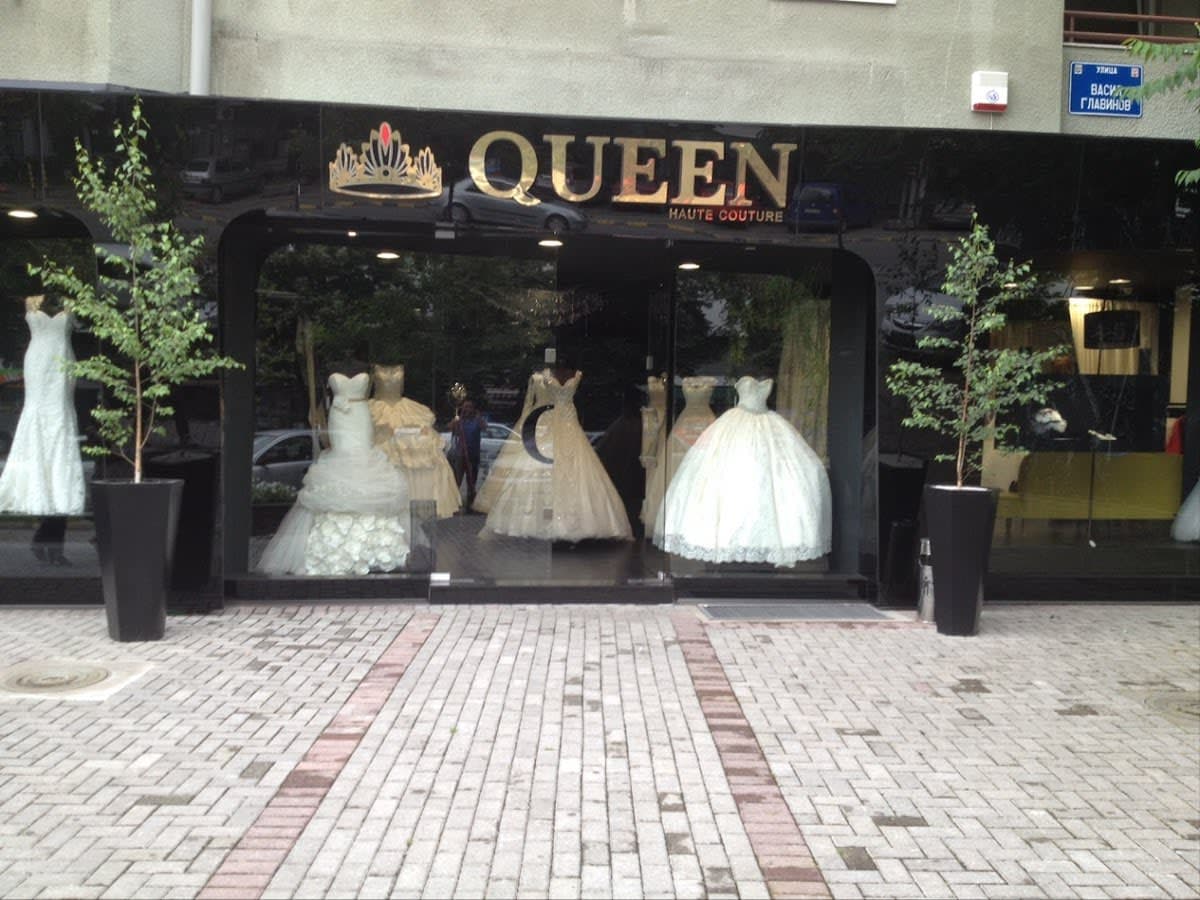 Wedding Dress Consultation & Fitting