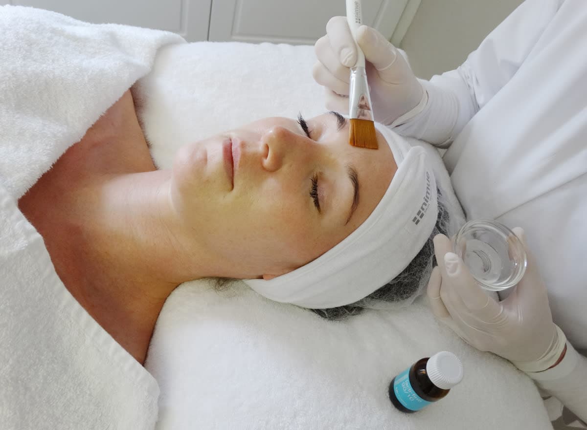 Sclera Therapy