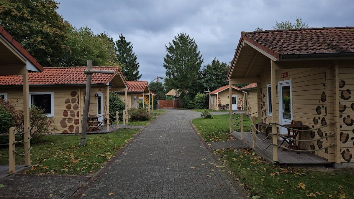 Jambo-Lodges