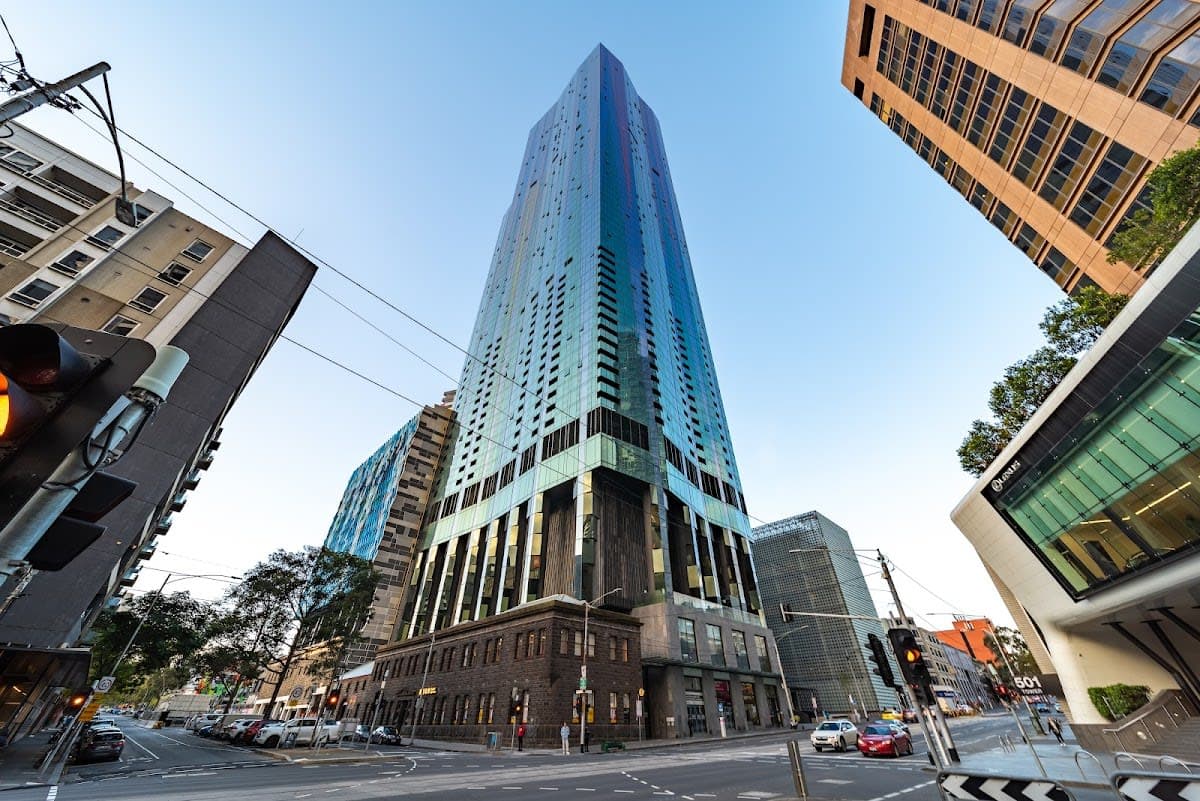 Sunrise View 58F Melb CBD 2BR