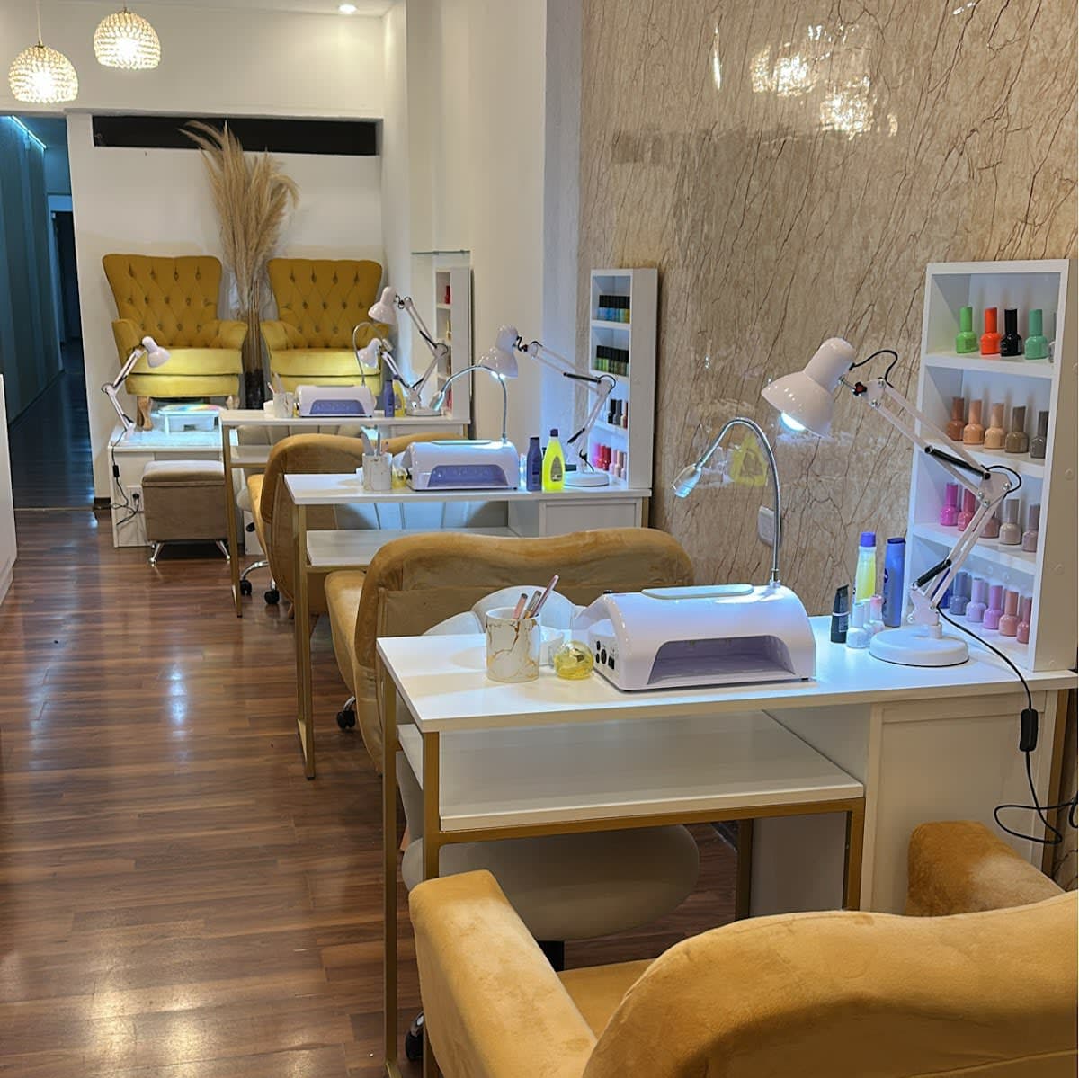Manicure