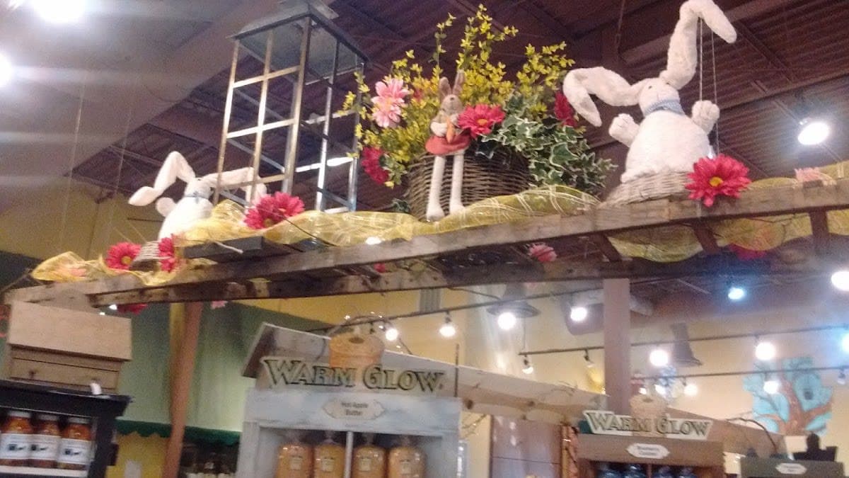 Warm Glow Candle Company