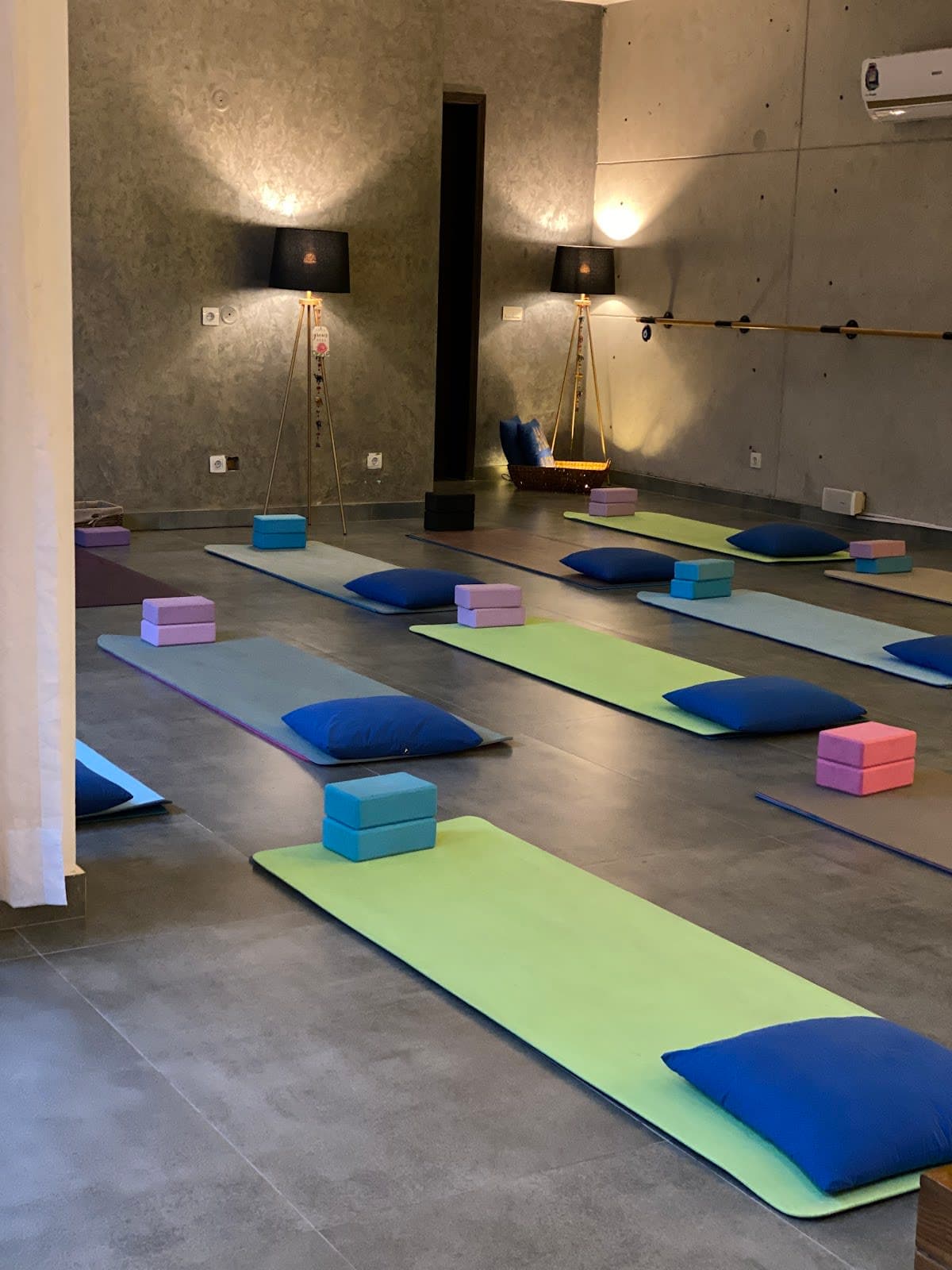 Yoga Xone