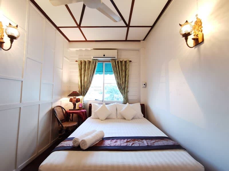 Sri-Ayuttaya Guesthouse