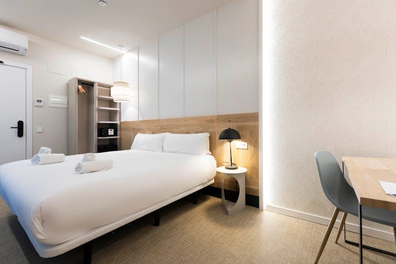 URBAIA ROOMS