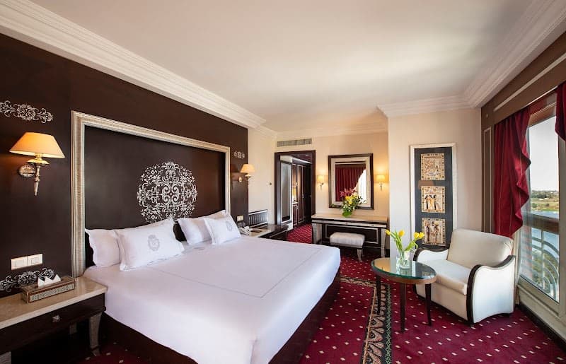 Sonesta St. George Hotel