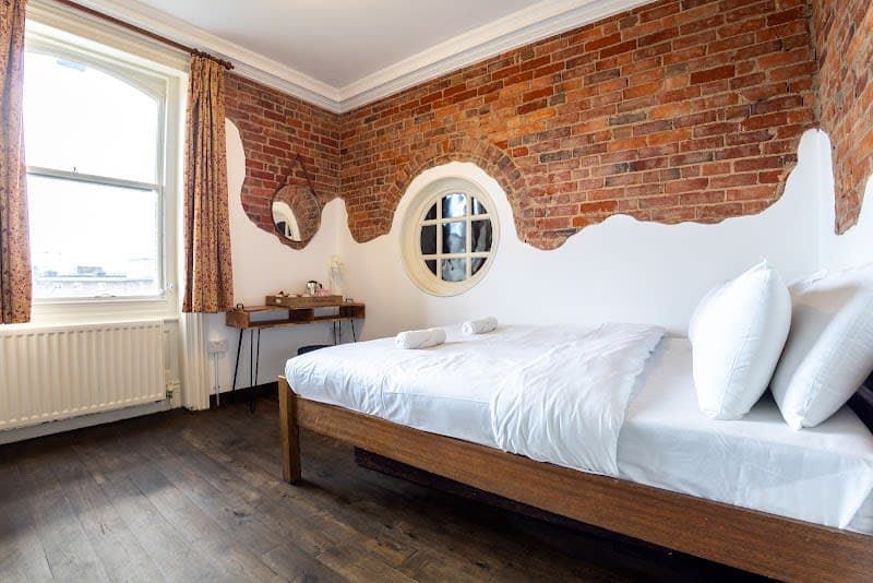 Palmers Lodge Swiss Cottage
