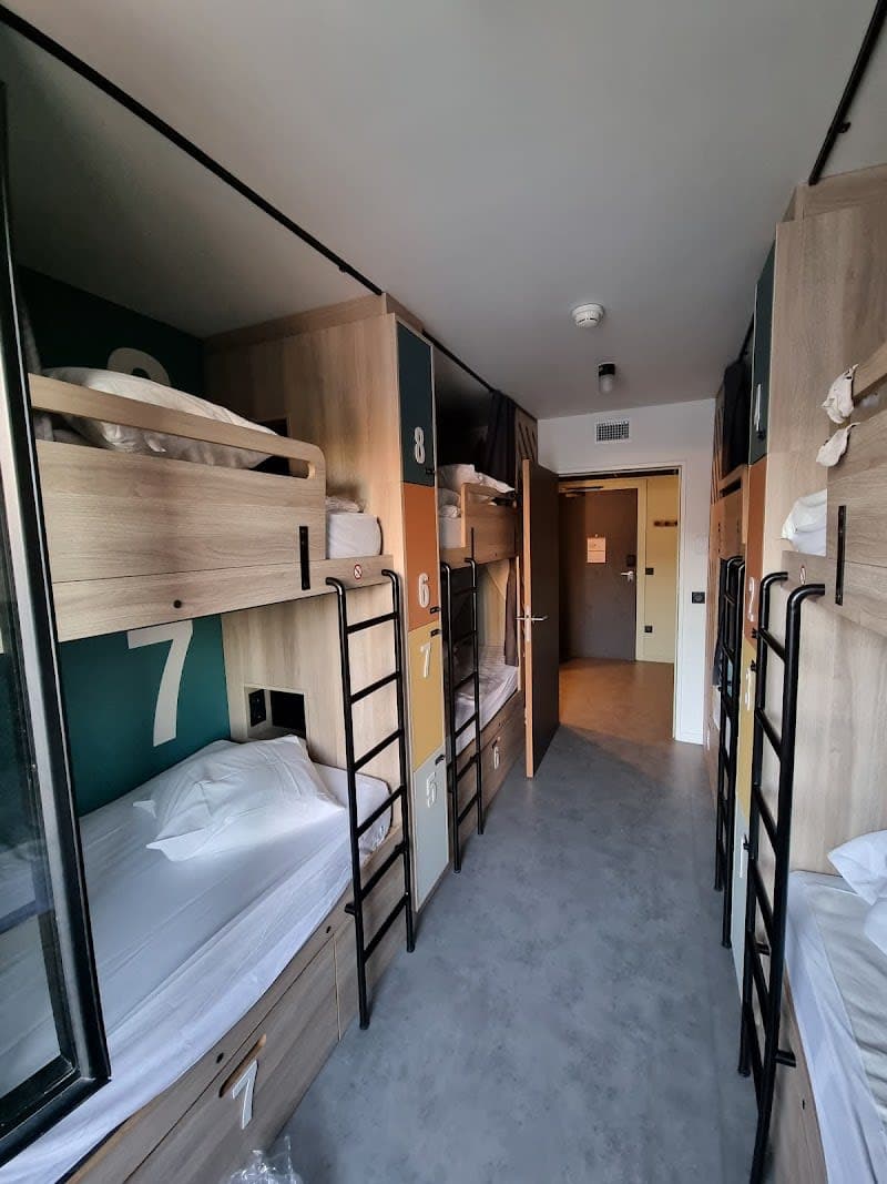 Whoo Hostel