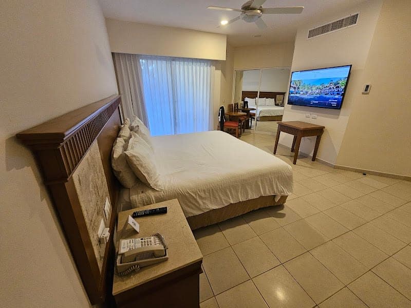 The Reef Coco Beach Resort & Spa