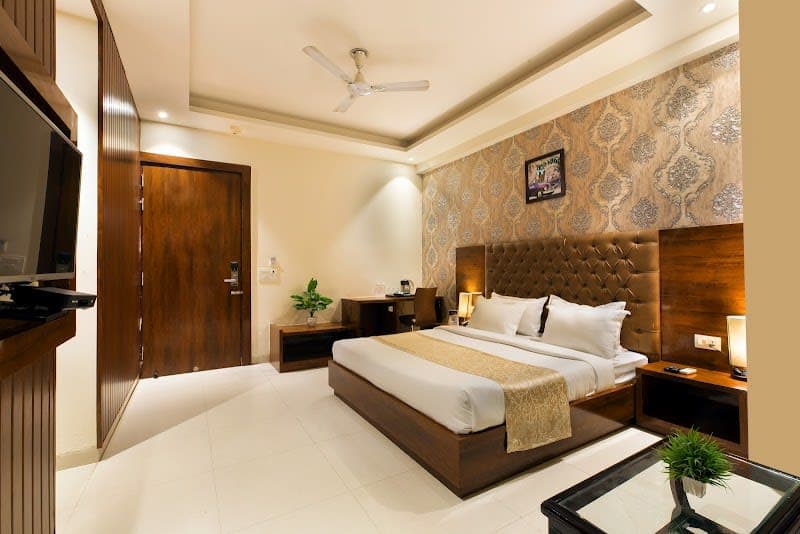 De Pavilion Hotel, Delhi