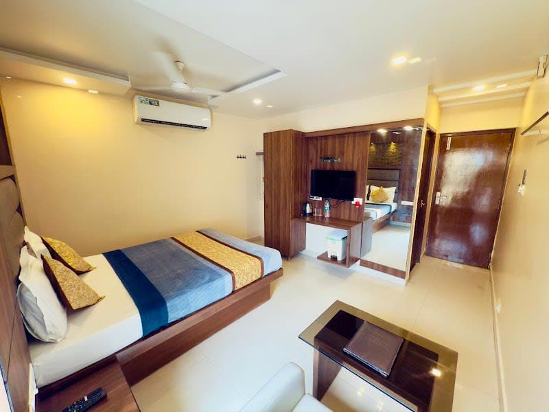 The Hydel Park (Business Class Hotel) Chennai