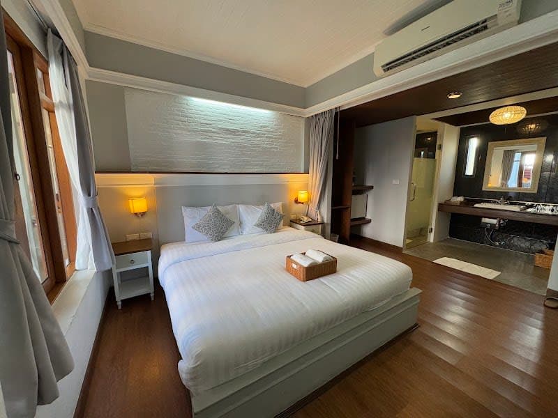 Pai Cherkaew Boutique