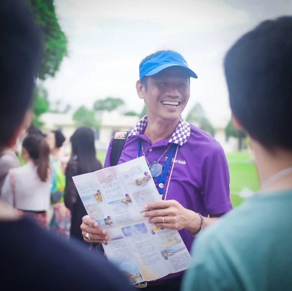 Thai Tour Guide - MR. CHOB Thai Tour Guide