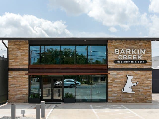 Barkin' Creek Dog Kitchen & Bath - Lamar