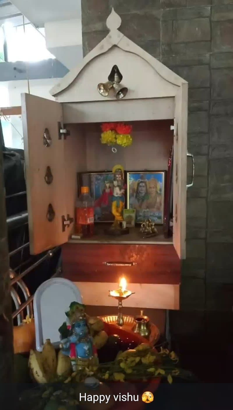 The Queen PG Accommodation, Home stay Ayoor