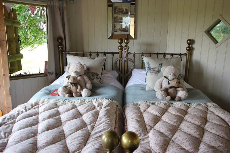 The Dandelion Hideaway - Award Winning Luxury Glamping Leicester